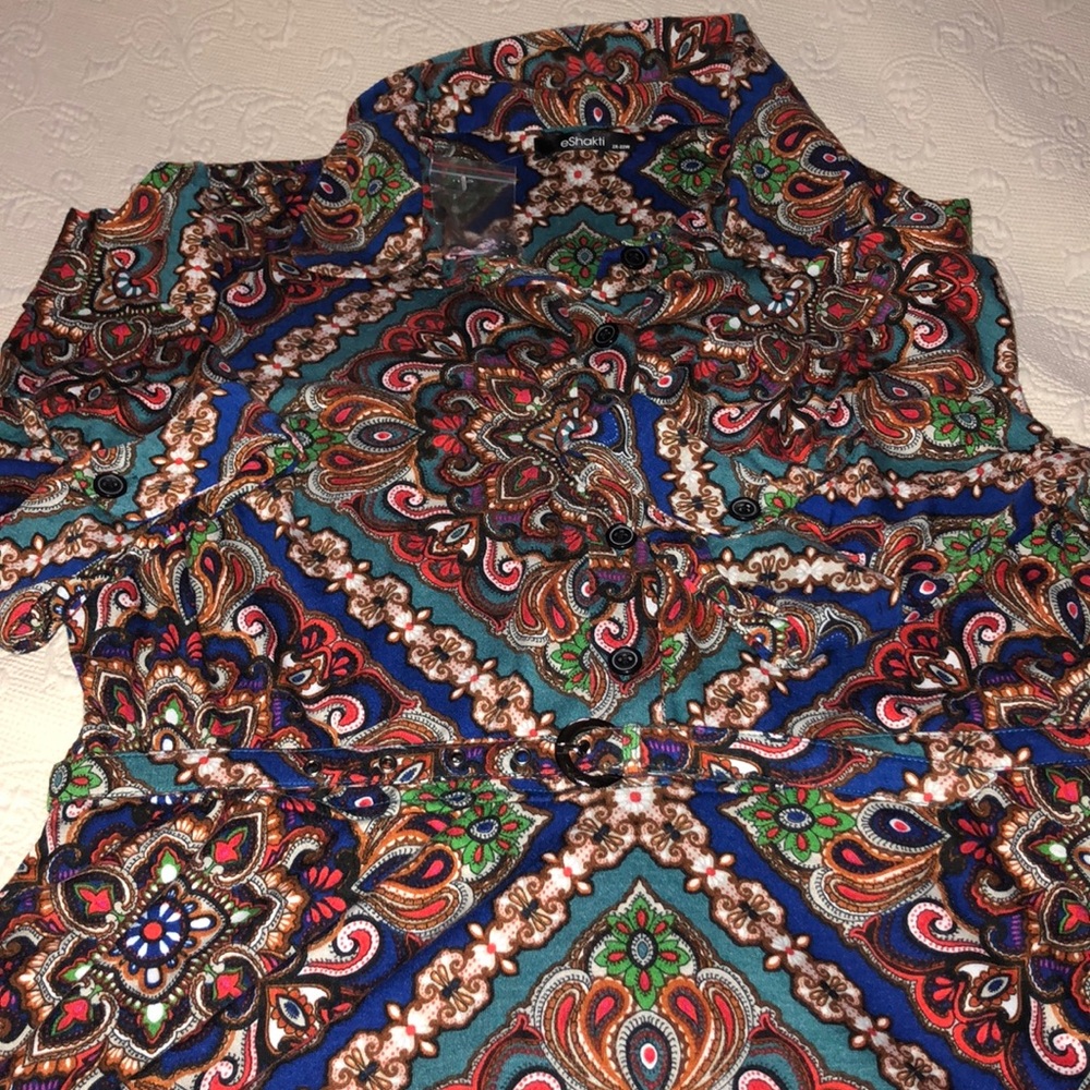 Stunning heavy knit dress with full skirt and belt